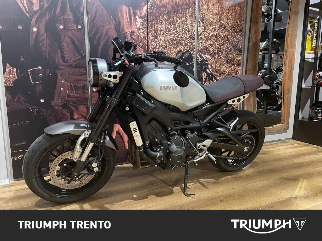 YAMAHA XSR 900 Abs