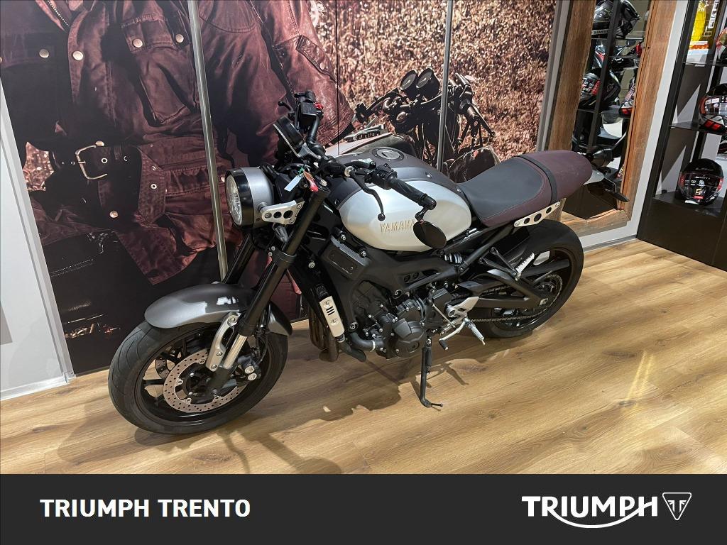 YAMAHA XSR 900 Abs