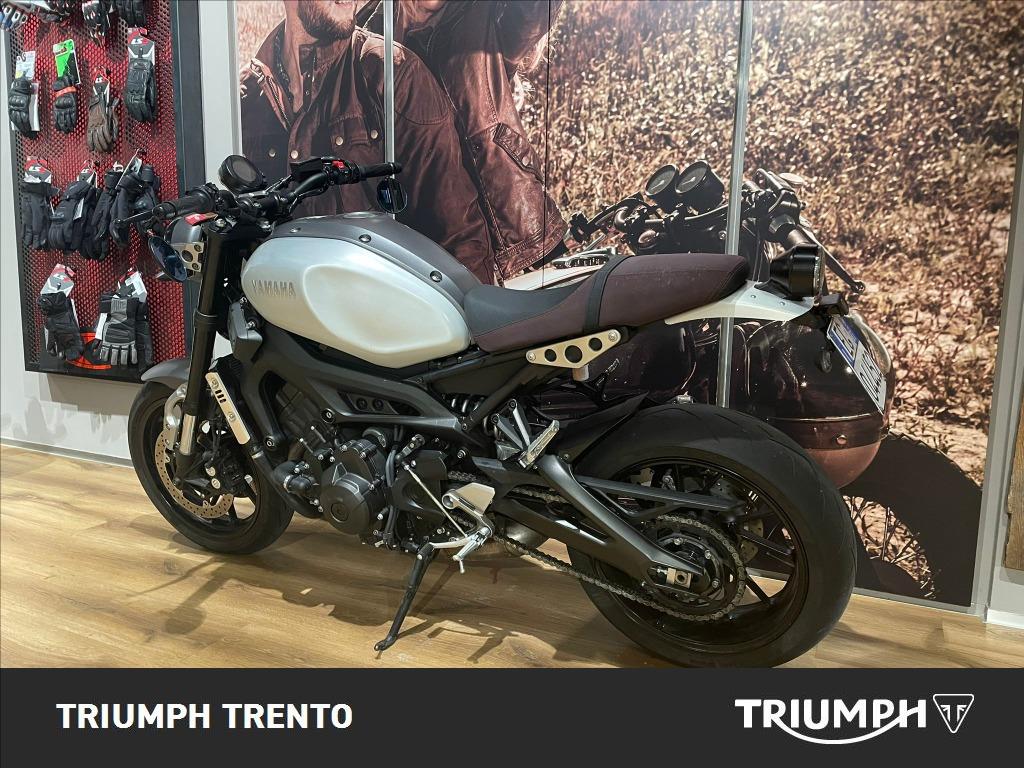 YAMAHA XSR 900 Abs