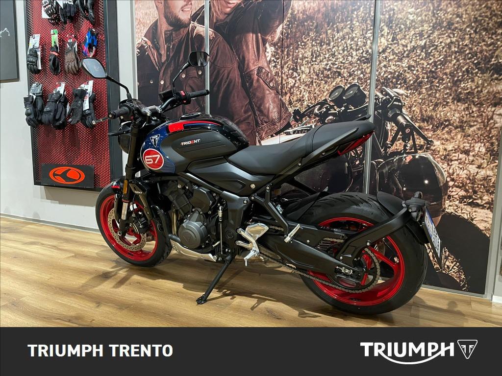 TRIUMPH Trident 660 Triple Tribute Abs
