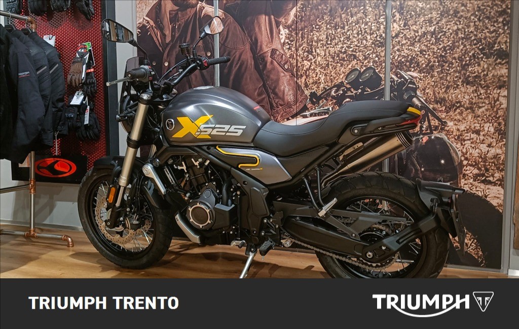 VOGE Trofeo 525 AC X Scrambler Abs